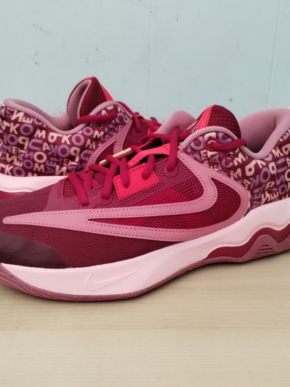 10.5M Nike Giannis Immortality 3 Alphabet Bros Basketball Sneakers Red Berry
